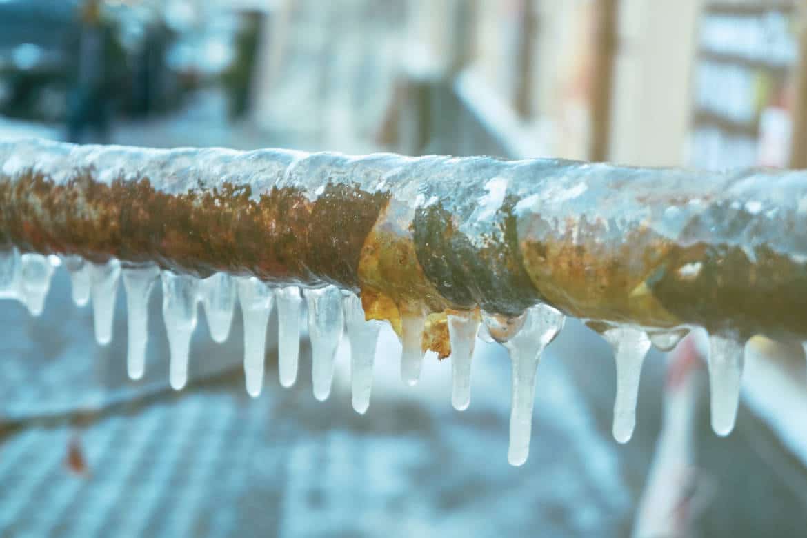 How to Prevent Your Pipes from Freezing and Bursting